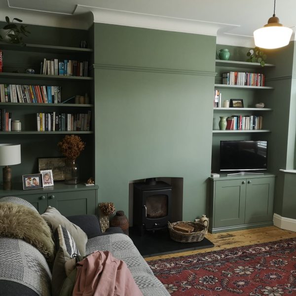 Living room fitted cabinets and fitted floating shelves